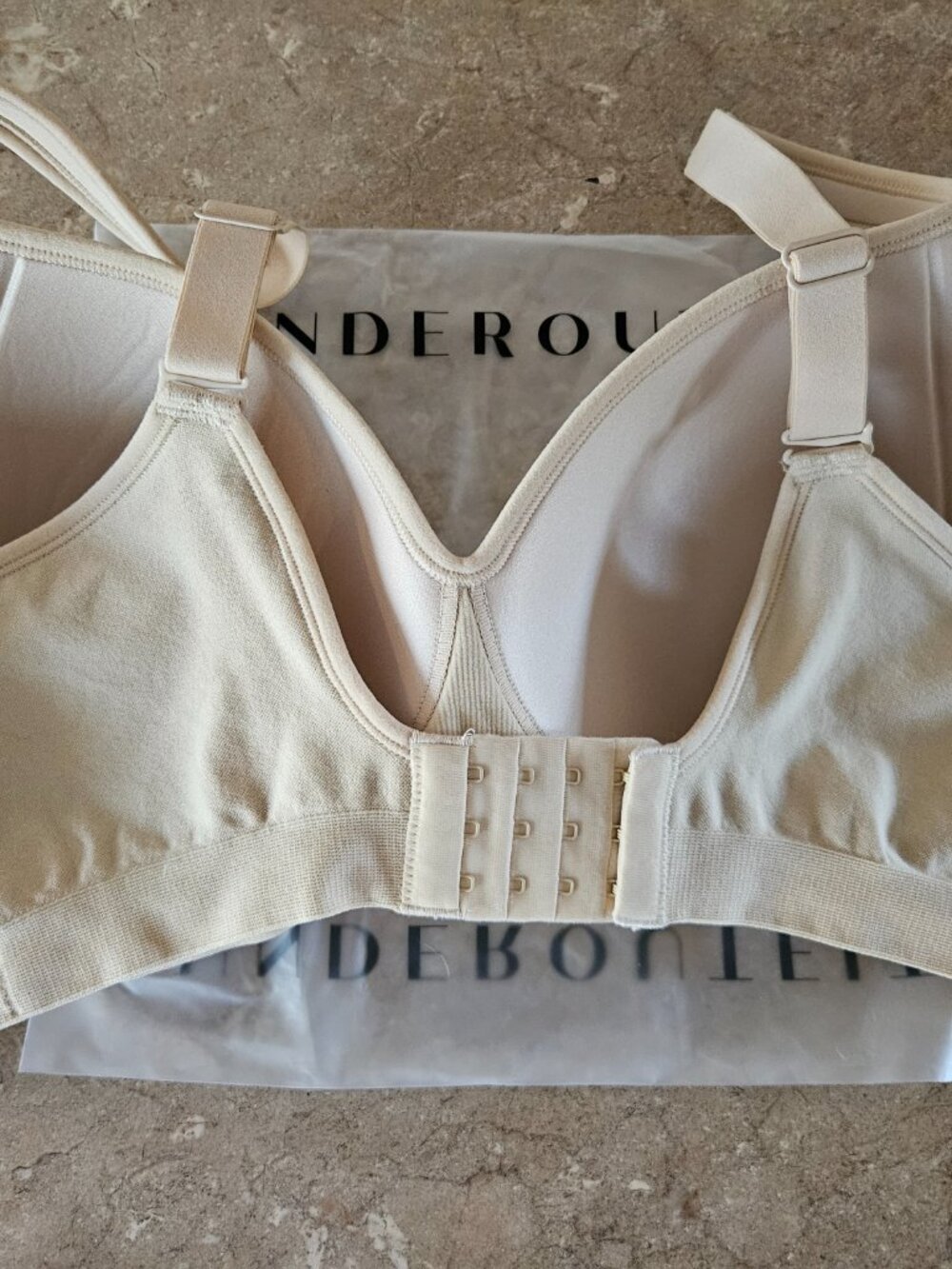 Underoutfit Perfect Neckline Bra 2XL Sand Beige Wireless Comfort Bra NWT - Picture 3 of 5